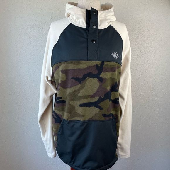686 Other - 686 Adventure Co. Hooded Thermal Camo Pullover Size M EUC